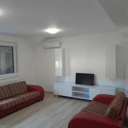 Xxl Apartman *